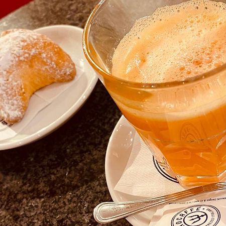 Michelangelo House Bed & Breakfast Trento Luaran gambar